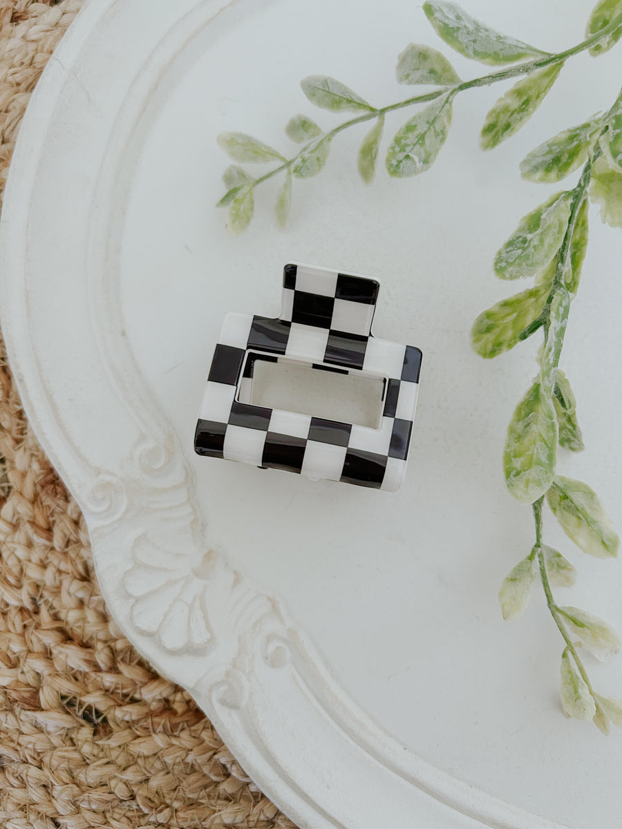 Black and White Checkered Mini Claw Clip