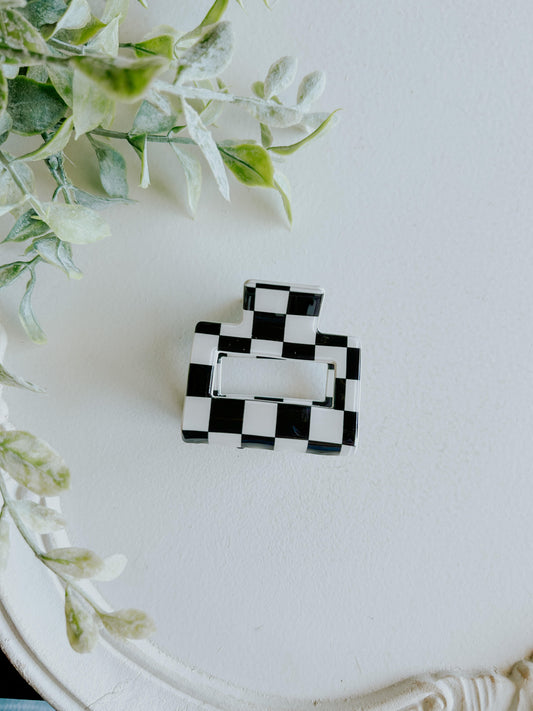 Black and White Checkered Mini Claw Clip