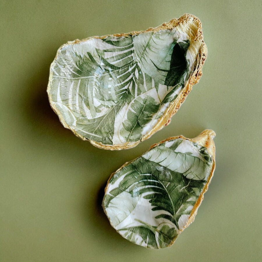 Oyster Shell Trinket Dish - Monstera