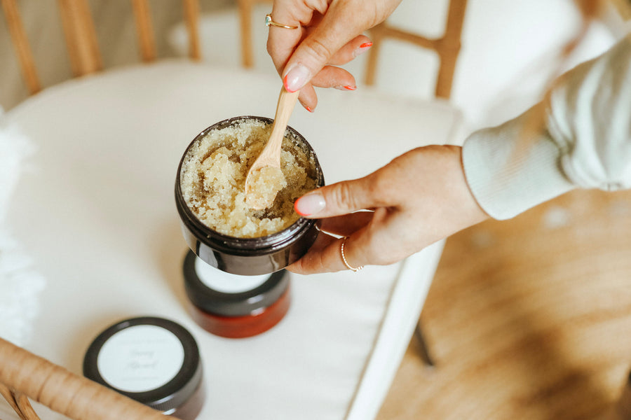 Oatmeal Milk & Honey 8 oz Sugar Scrub